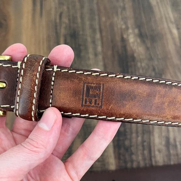 VTG Ralph Lauren Chaps Leather Belt Contrast Stitching Distressed Size 42 Brown - Picture 6 of 16